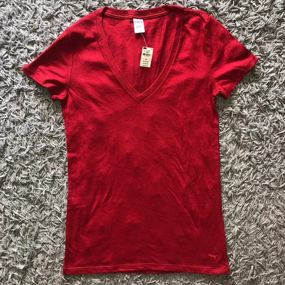 2016 Victoria’s Secret PINK Red Sleepwear Shirt, Size L, New With Tags